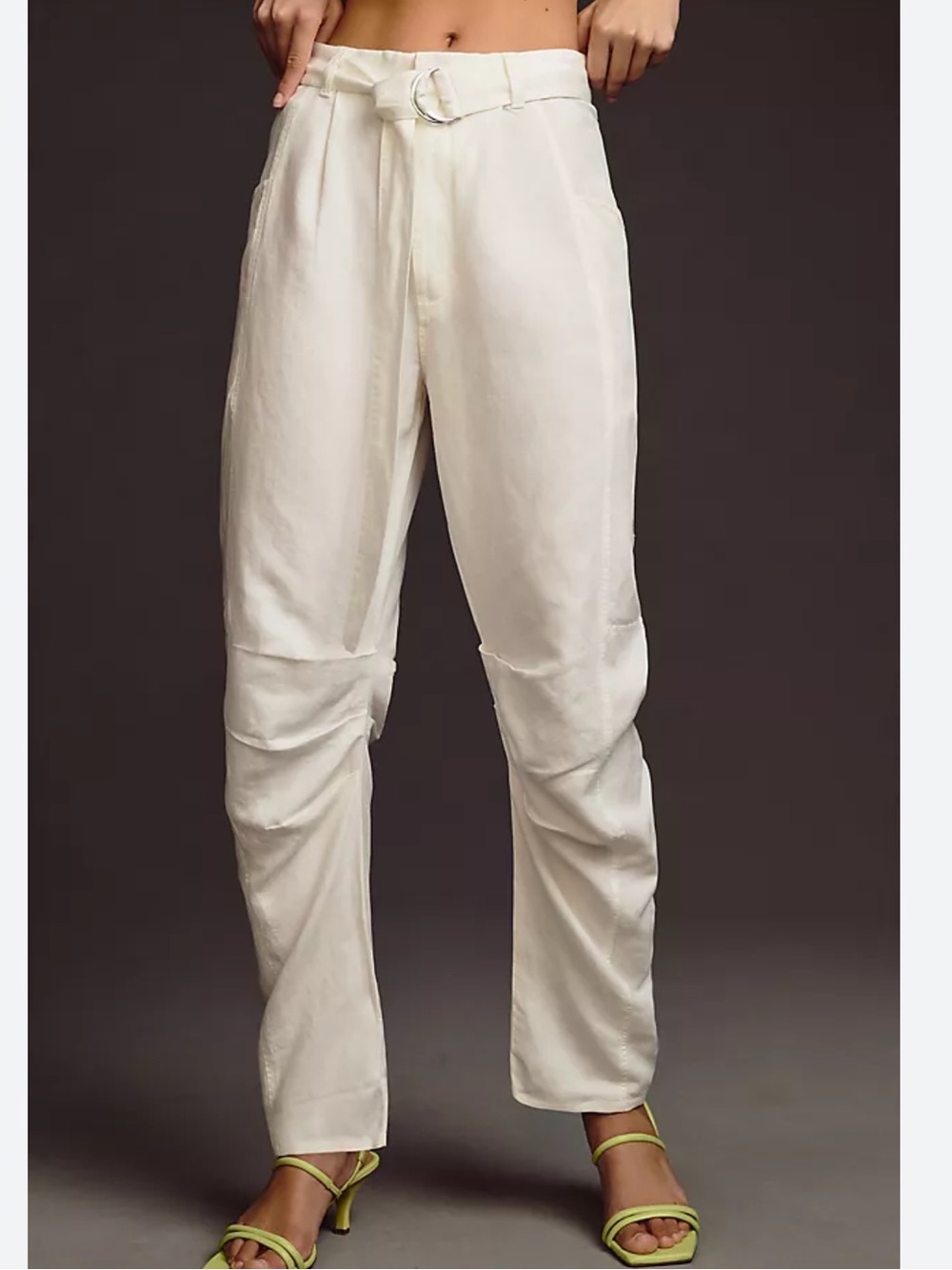Pilcro (Anthropologie) tuck knee tapered white linen blend high waist pants size